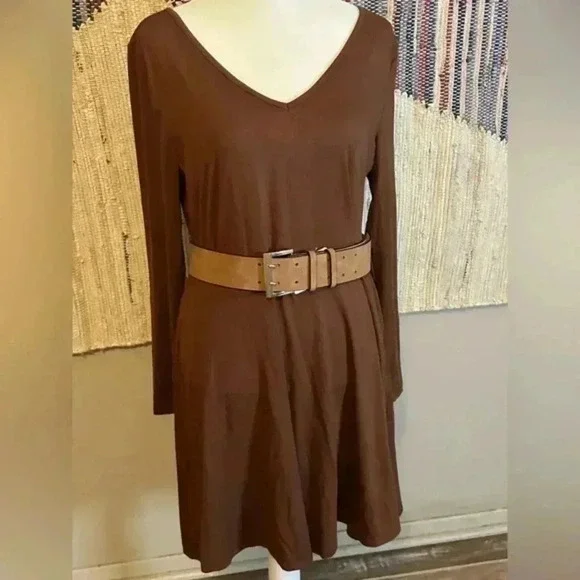BNWT PLUS V-neck Long Sleeve Dress, Cafe Brown - Picture 2 of 7